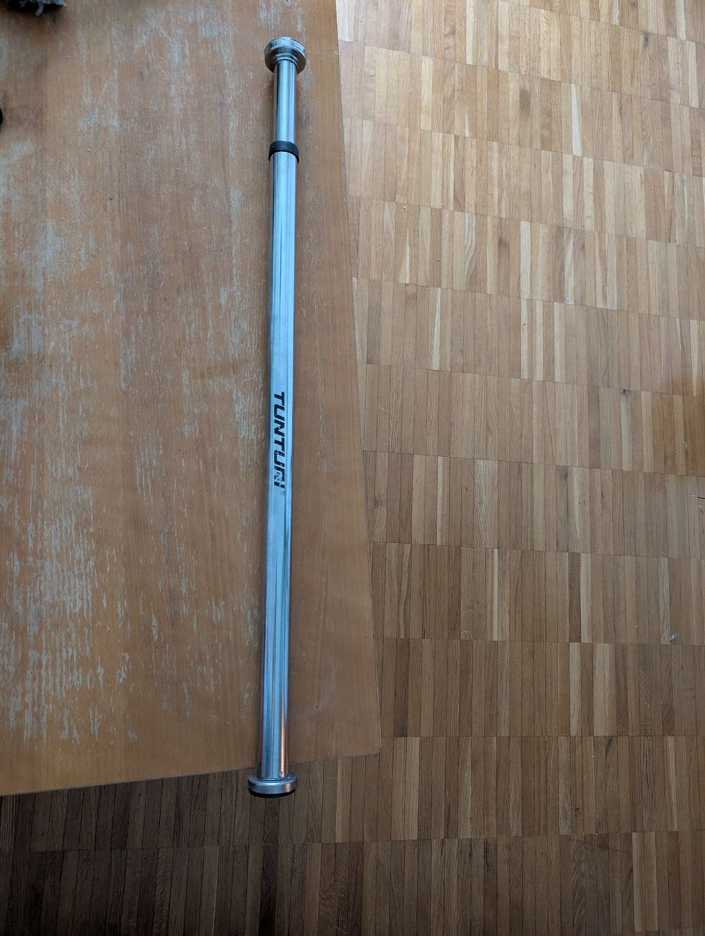 Tunturi Vélos d'appartement: Pull up bar – Défectueux à Zürich par web_mlb8 1