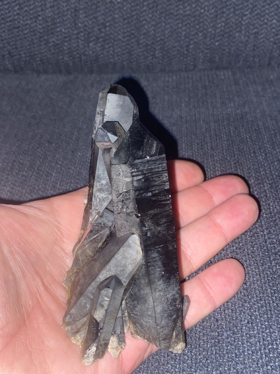 Minerali & Pietre curative: Einzigartige Rauchquarz-Formation – Usato da Berikon venduto da Samurai67ch