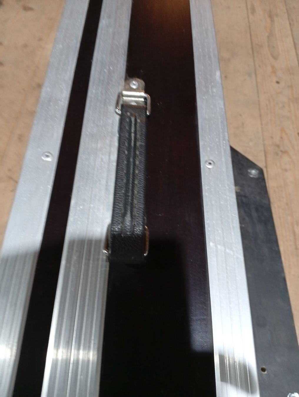 Strumenti musicali: Keyboard Flight  - 1220x 340x 200 mm – Usato da Koppigen venduto da connect1 4