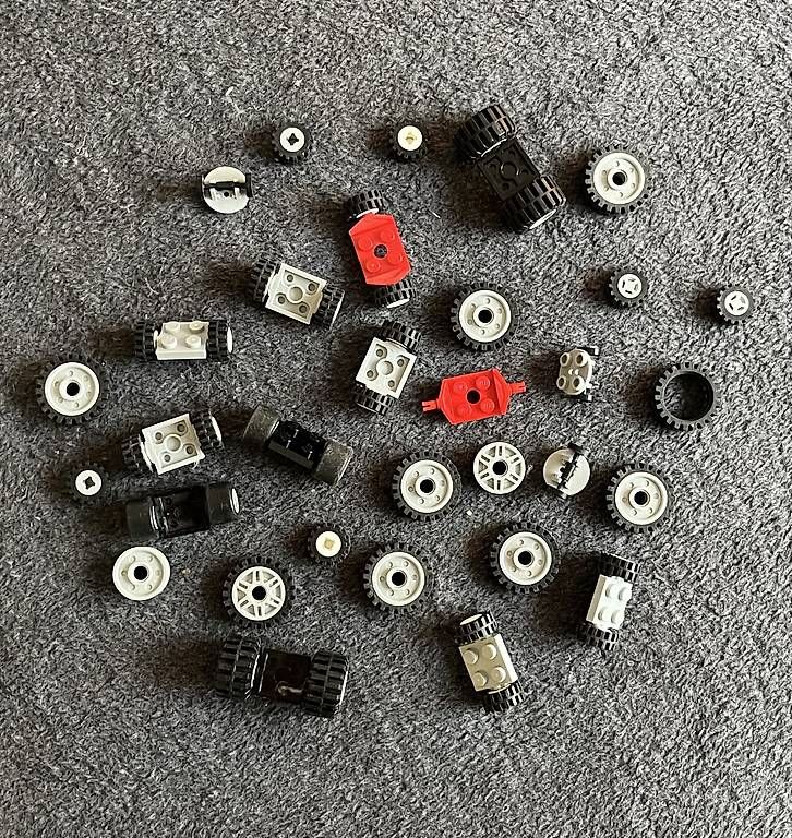Spielzeuge: Lego Einzelteile Räder | 61g – Gebraucht aus Oftringen von ric_l2mv 1