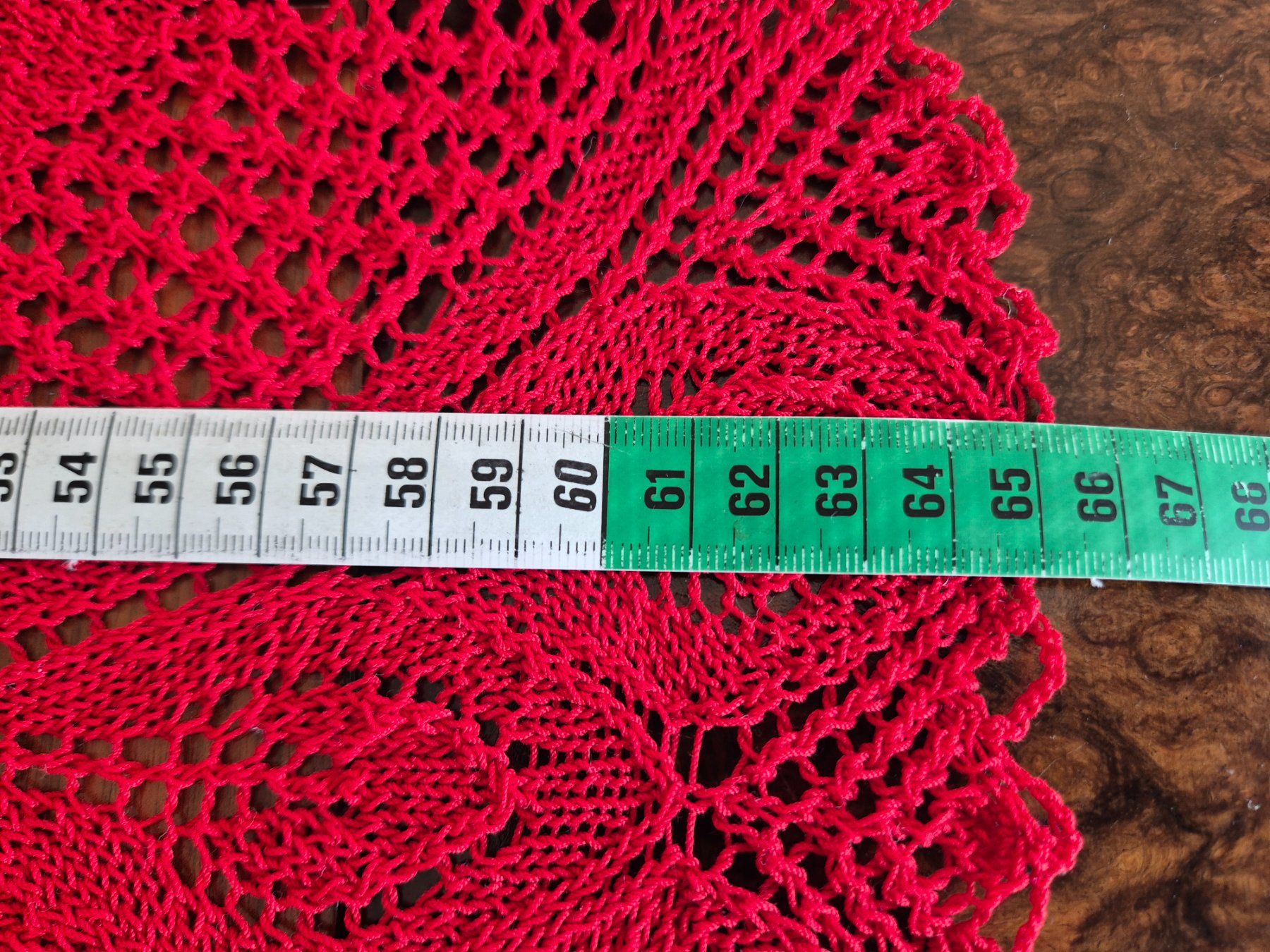 Autre linge de table: Rote, gestrickte Tischdecke,Top! – D'occasion à Bern par aronari 5
