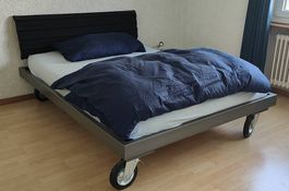 Bett auf Rädern, 140cmx200cm