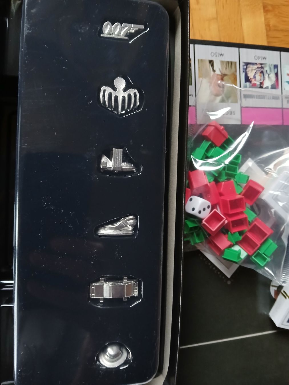 Hasbro Giochi: Monopoly James Bond 007 – Nuovo e nell'imballaggio originale da Tramelan venduto da Belleza82 4