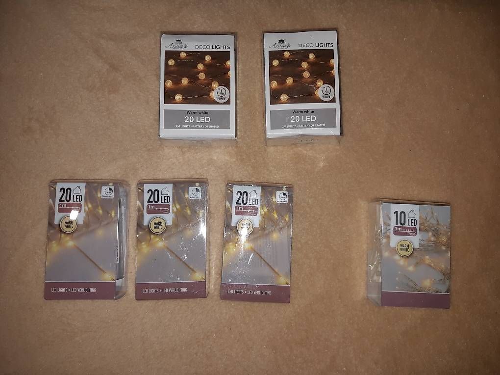 Ghirlande e barre luminose: LED Lichterketten neu – Nuovo e nell'imballaggio originale da Studen SZ venduto da Kbybrig