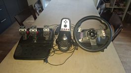 Logitech G27 racing wheel 