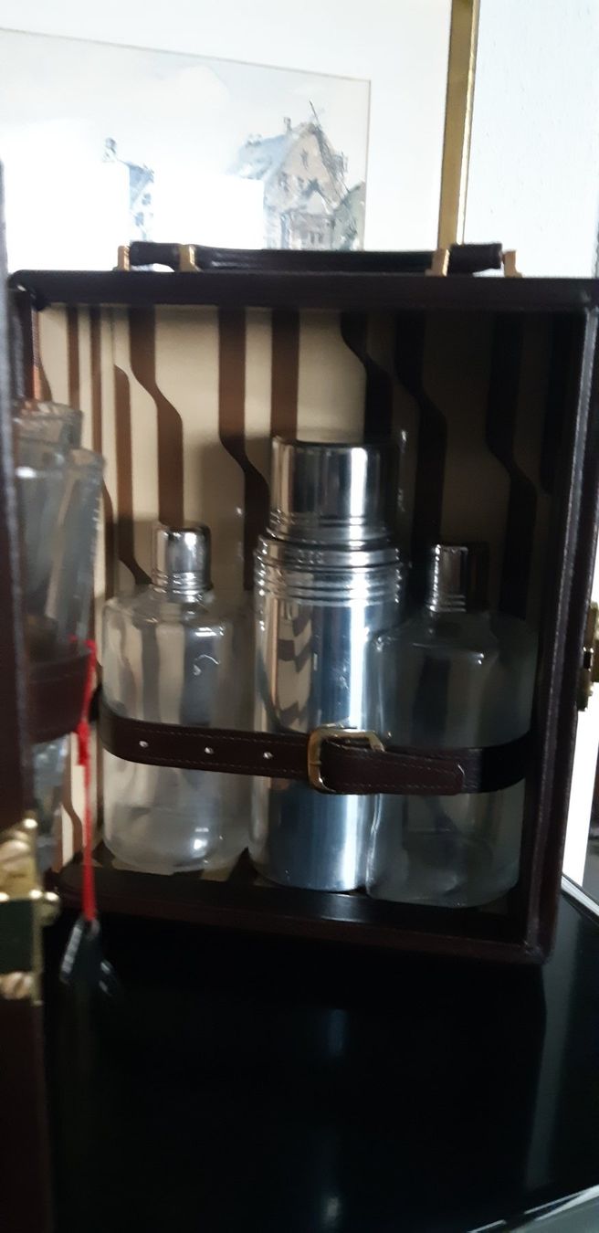 Valises de voyage: Reisebar in Lederkoffer – D'occasion à Stetten AG par Brissago25 2