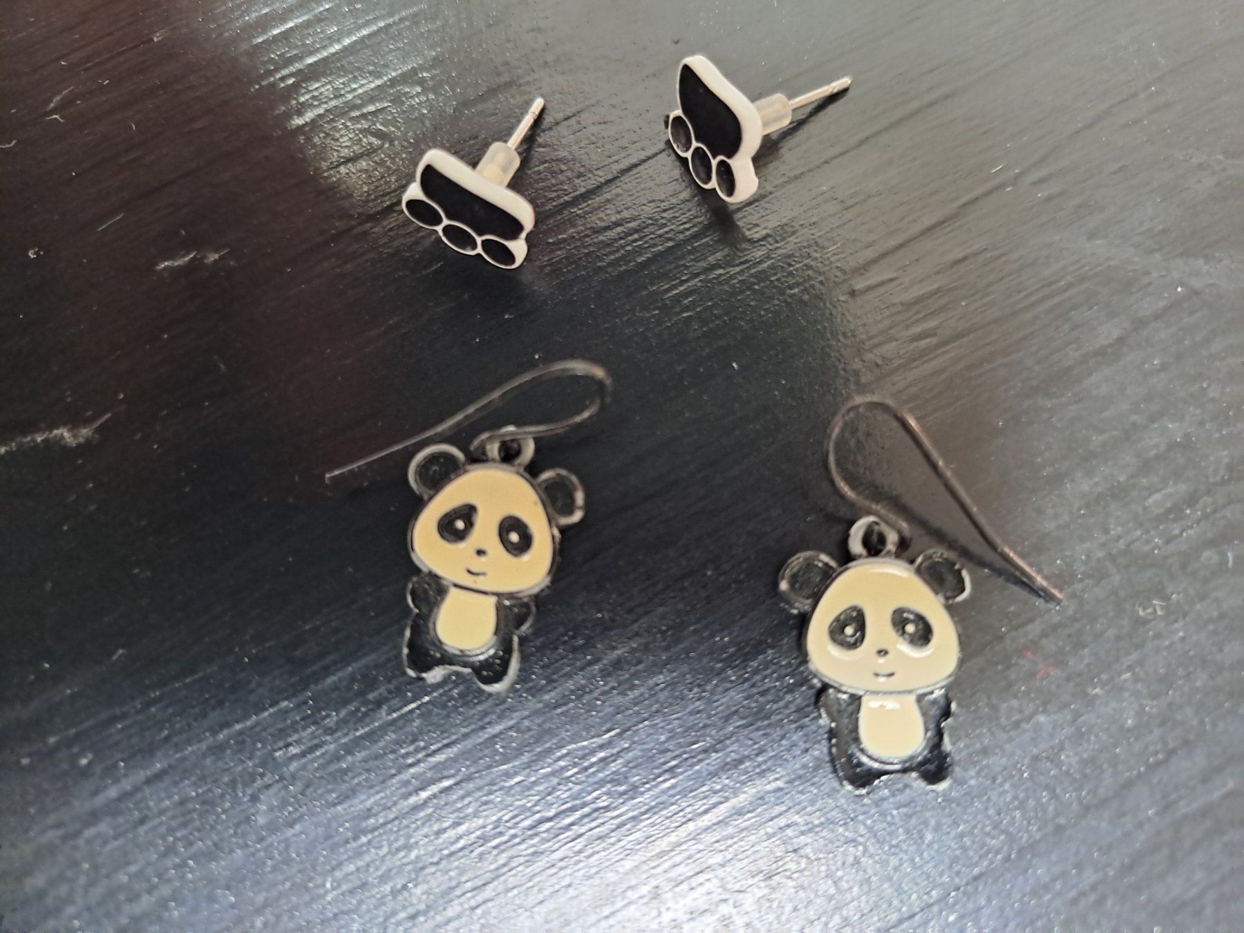 Ohrringe & -stecker: Ohrstecker Panda – Gebraucht aus Richterswil von summa11