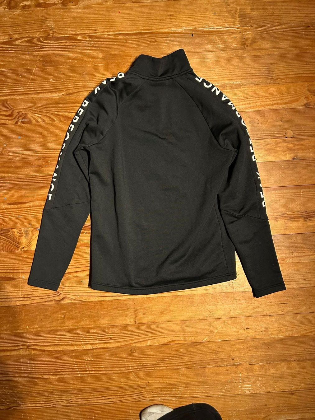 Pullover & Sweatshirts: PEAK PERFORMANCE Rider Zip Pullover – Gebraucht aus Affoltern am Albis von Cmara 1