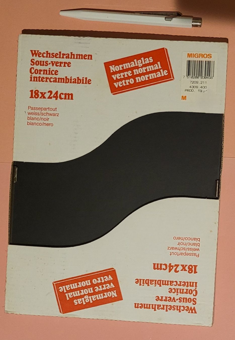 Micasa Cornici: Wechselrahmen 18x24 cm, Normalglas – Nuovo e nell'imballaggio originale da Zürich venduto da Avd 5
