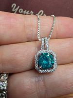 Collier argent avec zircons