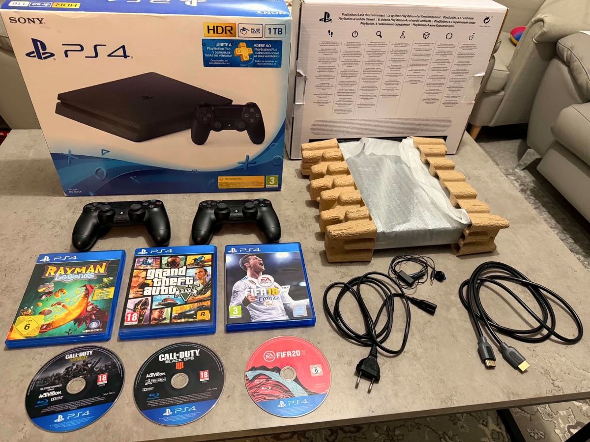 Sony Konsolen: PS4 Slim 1T (Komplettes Set) – Neu (gemäss Beschreibung) aus Kerns von OlSecHand01