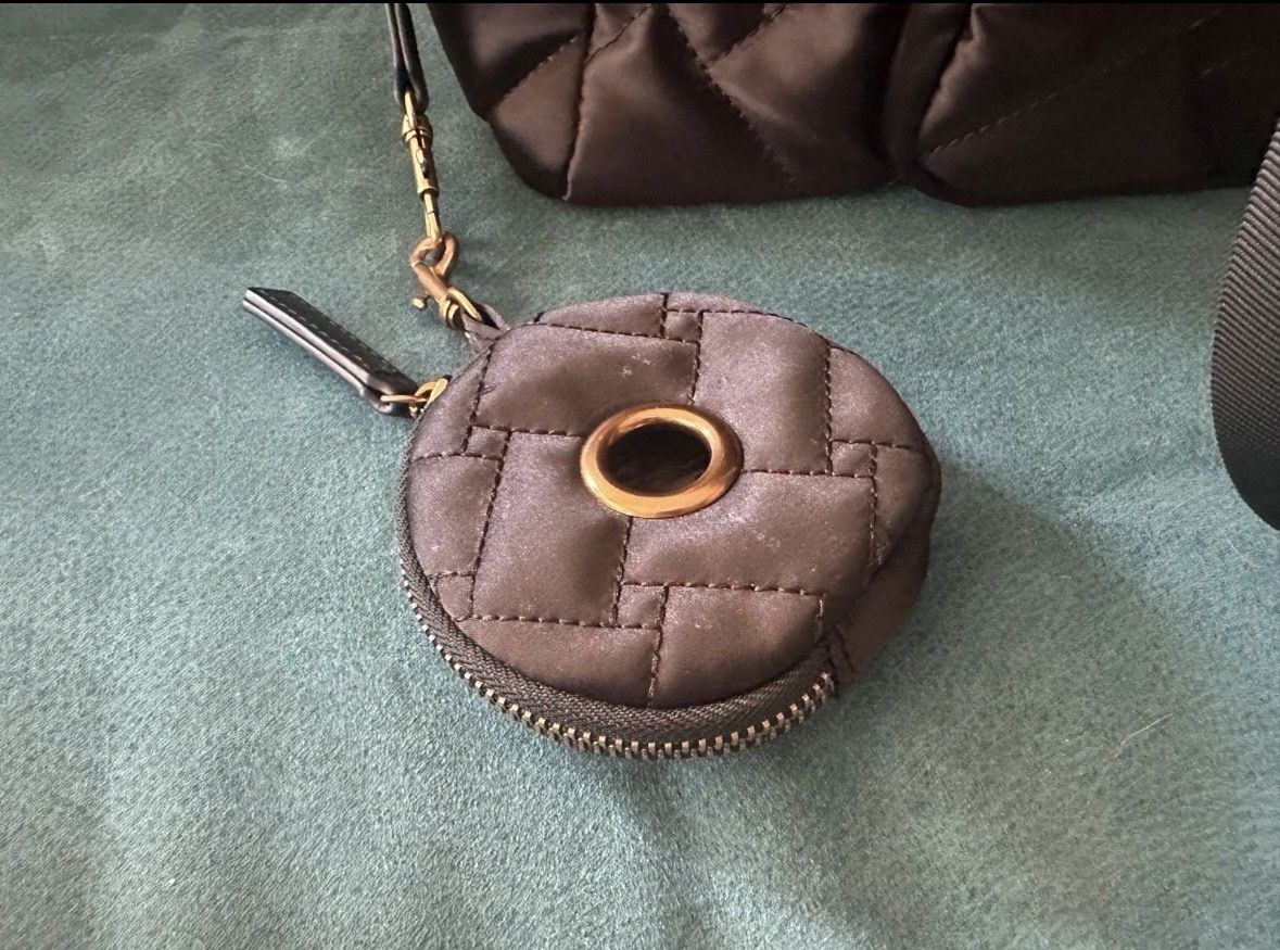 Taschen: Kurt Geiger Hunde Tasche mit Beutel Halter – Gebraucht aus Balgach von ren_xy57 1
