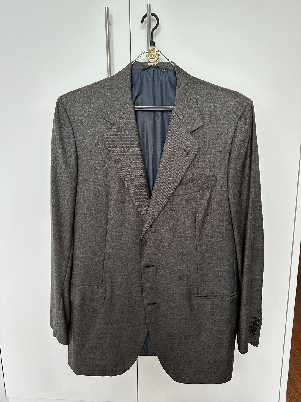 Brioni Anzüge: Brioni men’s wool jacket, perfect condition, size 54 – Gebraucht aus Küssnacht am Rigi von hor_dpb7