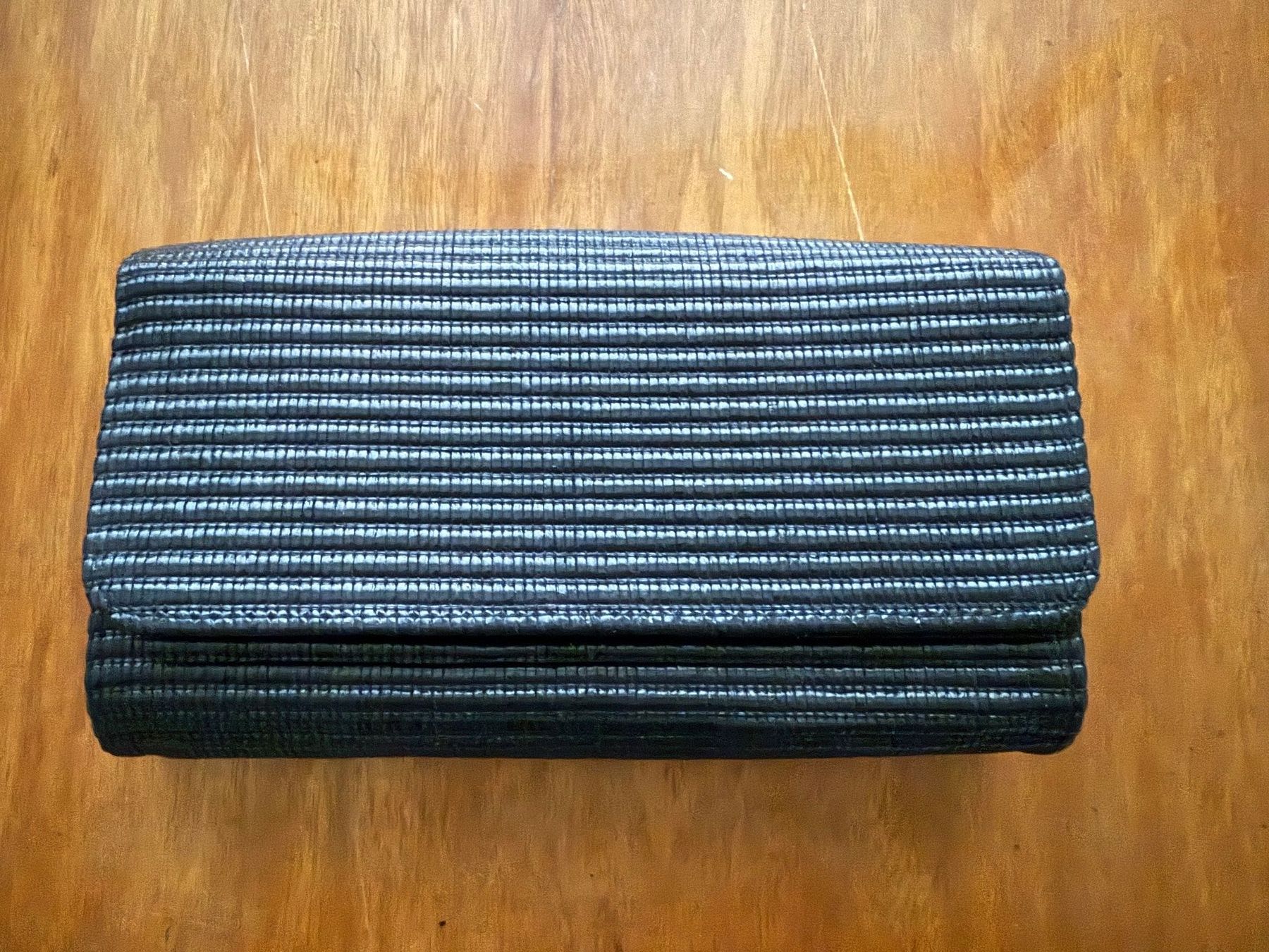 H&M Borse da donna: Schwarze Clutch – Usato da Rorbas venduto da tun_m7fz