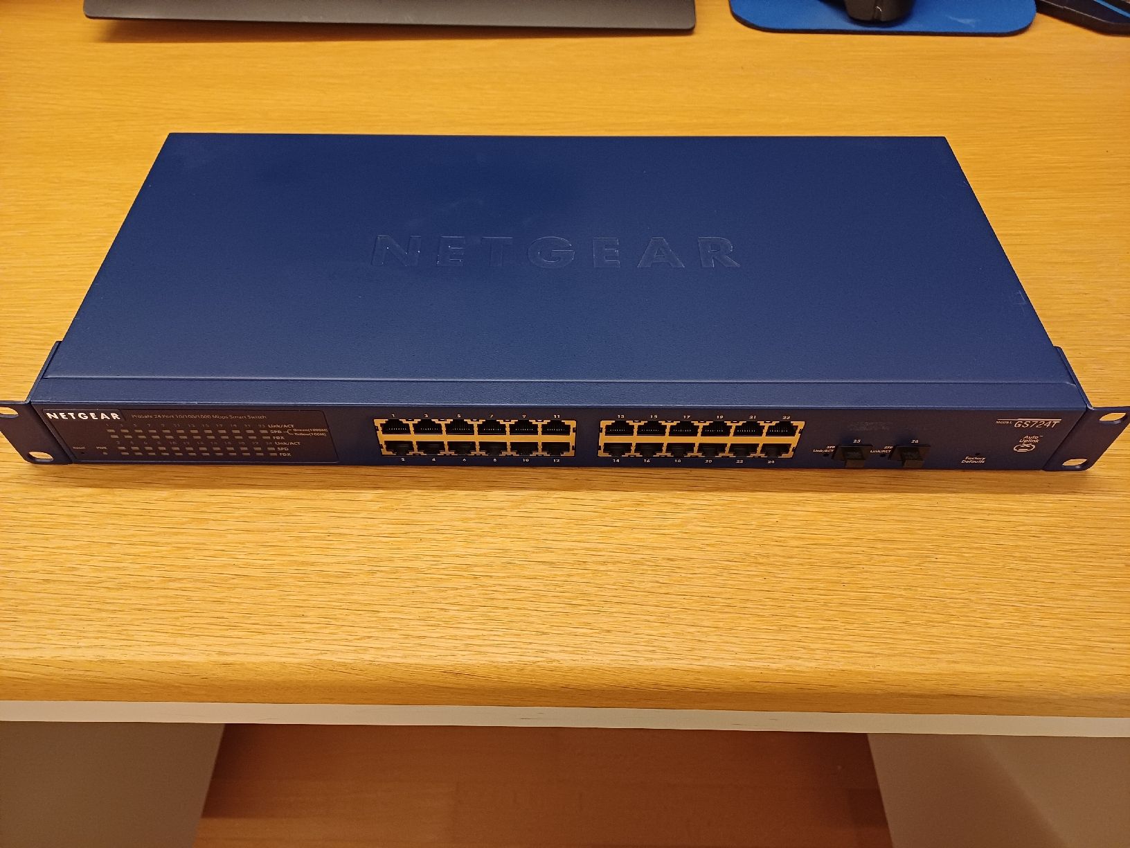 Netgear Hub & Switch: Netgear Switch GS724T 24 Ports – Usato da Oberegg venduto da jan_zq6j