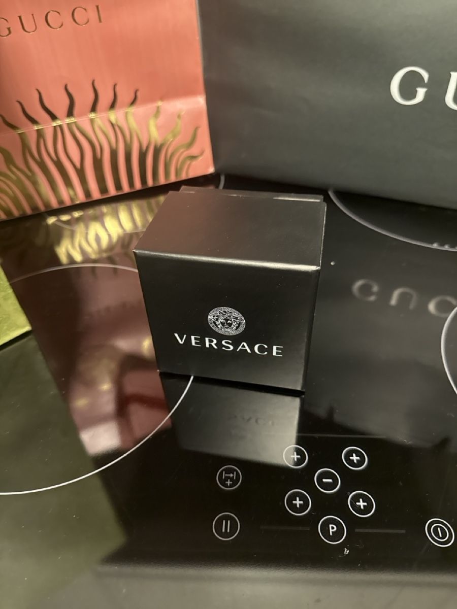 Gucci Borse: 3 Gucci Einkaufstaschen 1 versace Box Original – Nuovo (secondo la descrizione) da Grenchen venduto da Leonardo29 4
