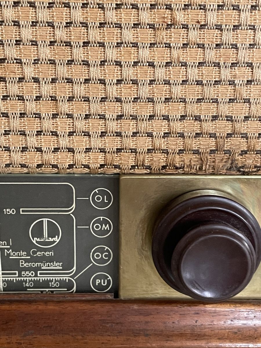 Paillard Radios: Schweiz kleinradio Paillard – Défectueux à Oftringen par Jradioman