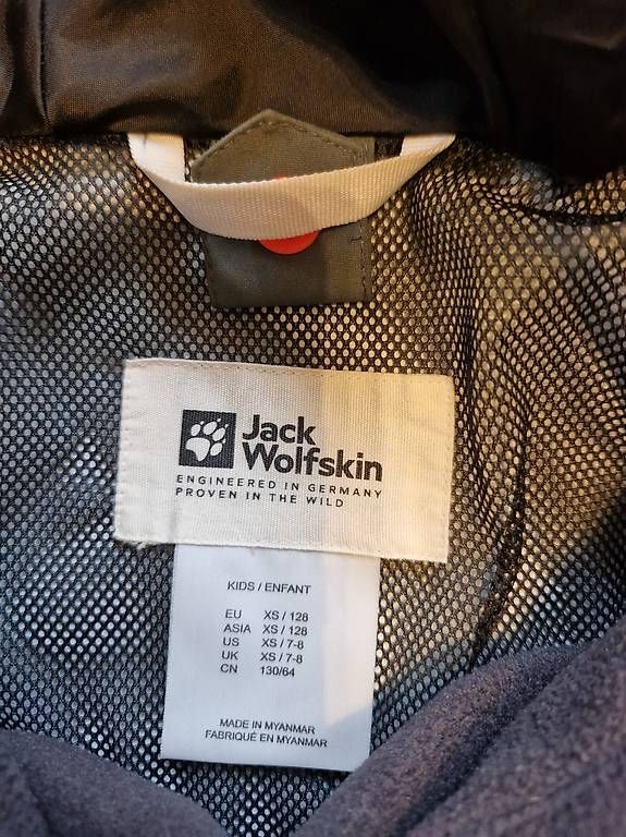 Giacche & Cappotti: Jack wolfskin 3 in 1 jacke gr. 128 – Usato da Zürich venduto da Petrawo 2