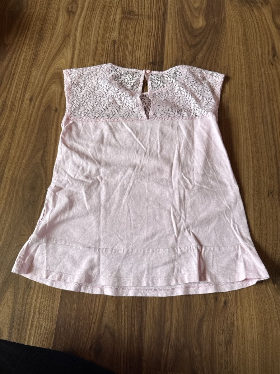 Camicette, T-shirt & Top: Top rose en dentelle -  Taille 12 ans – Usato da Montfaucon venduto da Ccrimi 1