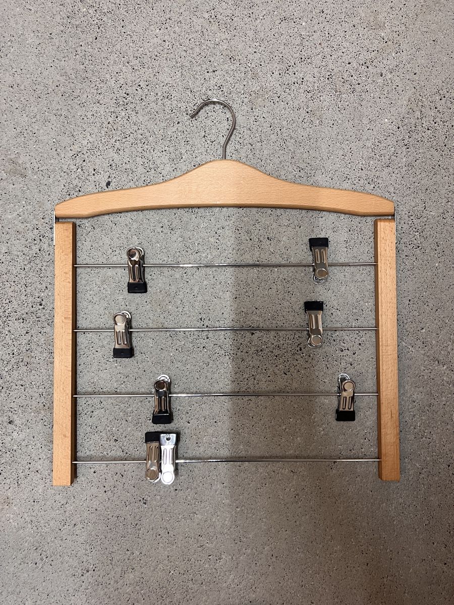 Appendiabiti: Kleiderbügel aus Holz  – Usato da Langenthal venduto da arp_