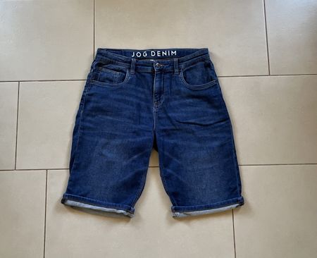 Coole Jungen Jeans Shorts, Grösse 170