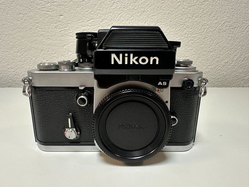 Boîtier Nu Nikon D7500 - Appareil Photo Reflex Numérique Noir - Très Bon état (occasion)