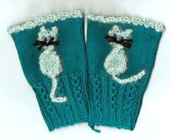 Pulswärmer mit Katze, handgestrickt