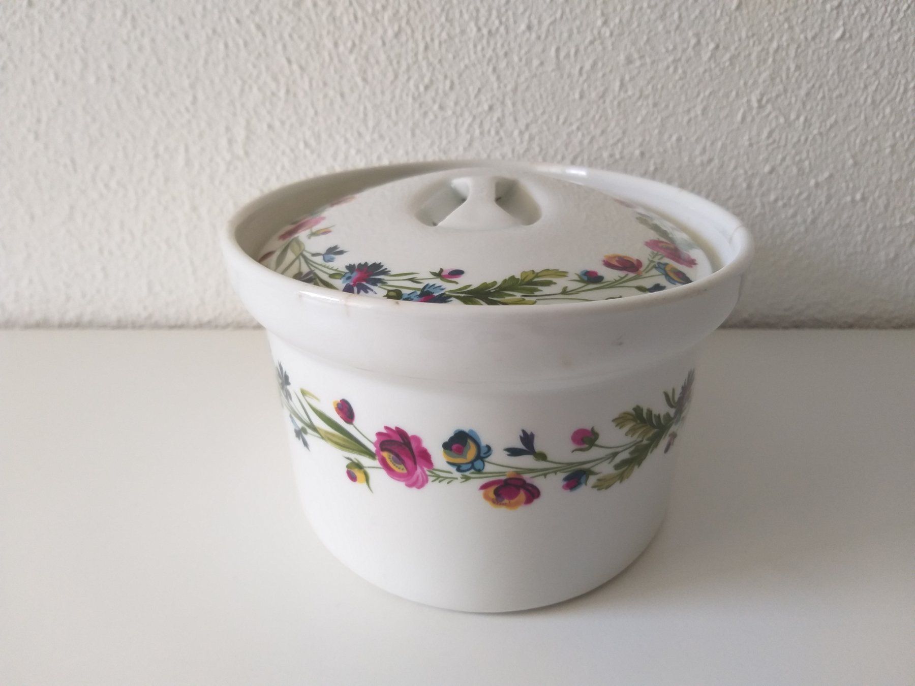 Teglie da forno: PORCELAINE DE PARIS Terrine – Usato da Cossonay-Ville venduto da Les_1001_perles 1