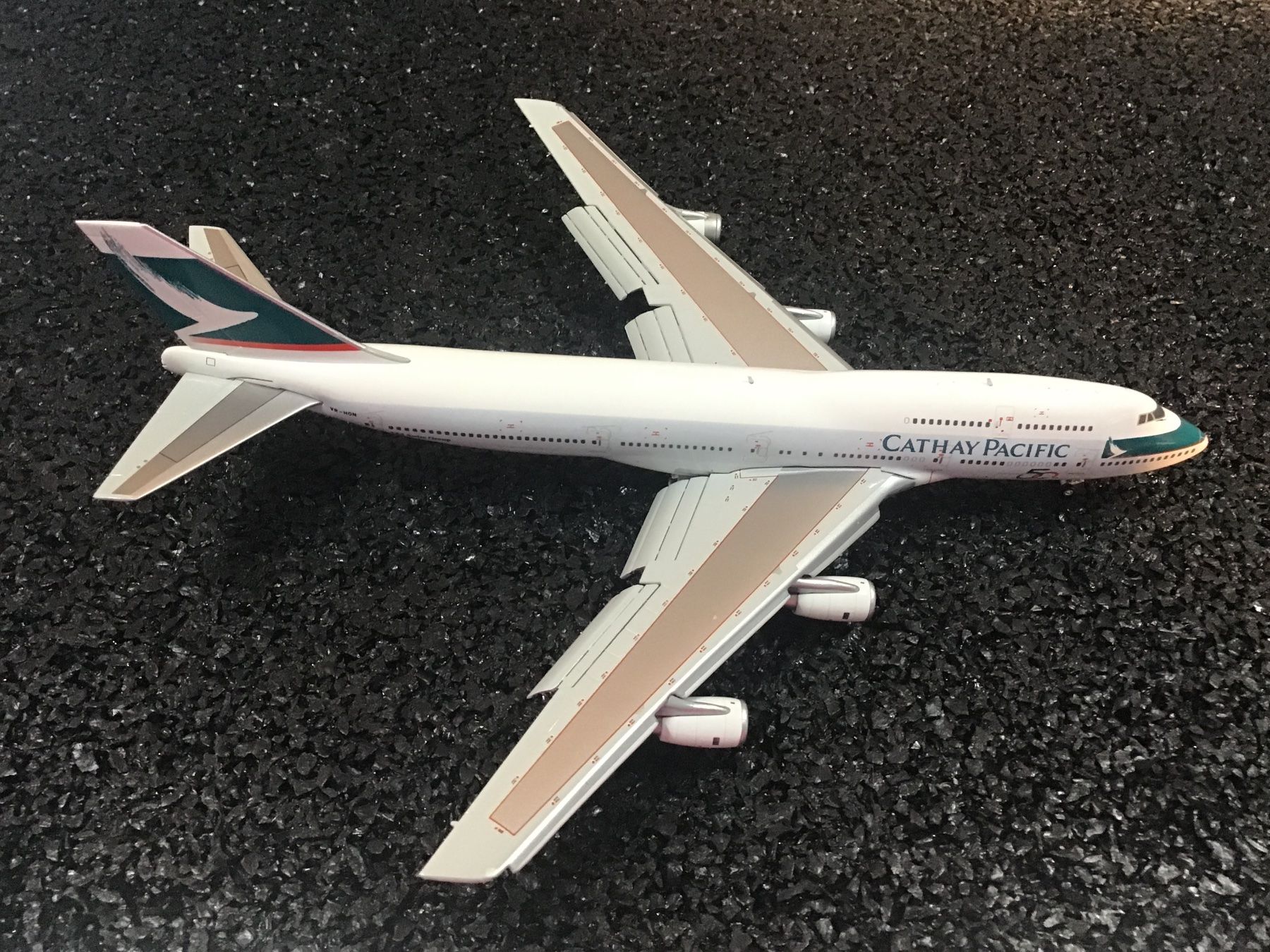 Boeing Kit di modellismo & Modellini statici: BOEING 747-300 CATHAY PACIFIC 1:400 – Usato da Männedorf venduto da Spezial-Modelle 3