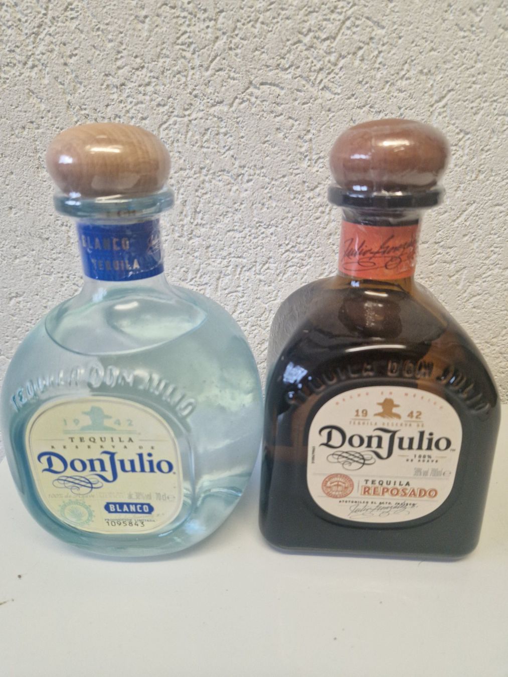 Bevande alcoliche: Don Julio Tequila: Blanco & Reposado – Nuovo (secondo la descrizione) da Rüschlikon venduto da -J05u3-