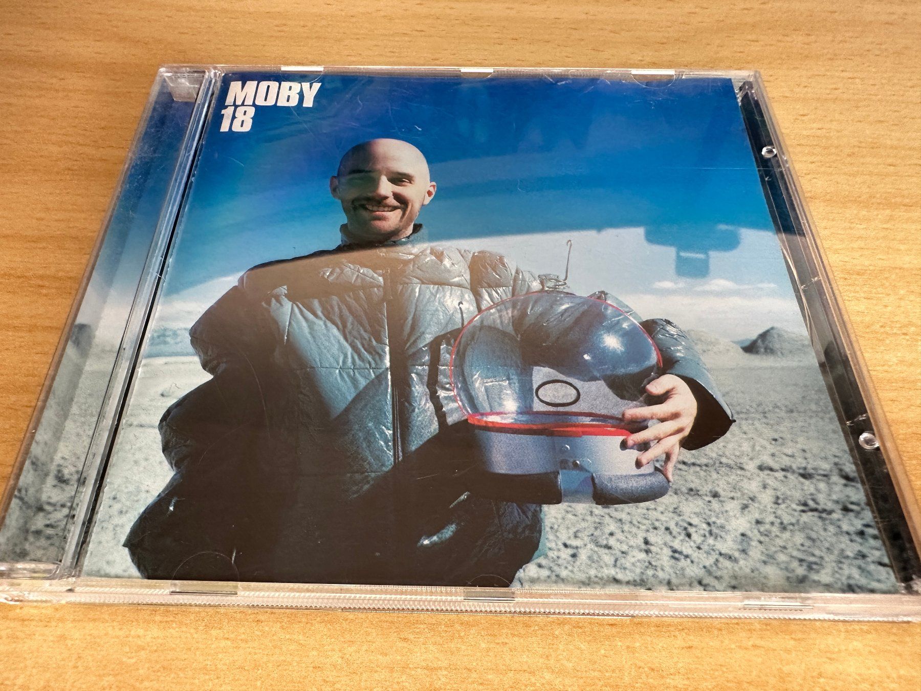 CD: Moby – 18 – Usato da Rikon im Tösstal venduto da Alpenmutz