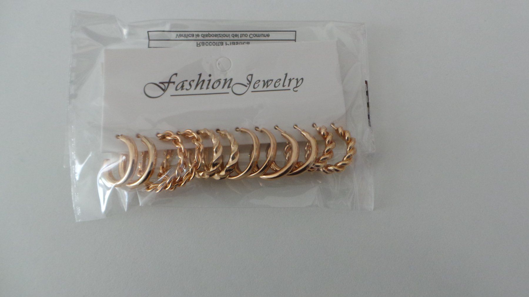 Orecchini pendenti & Orecchini a lobo: 6 Paar Kreolen goldfarbig – Nuovo e nell'imballaggio originale da Flamatt venduto da Tattoo18