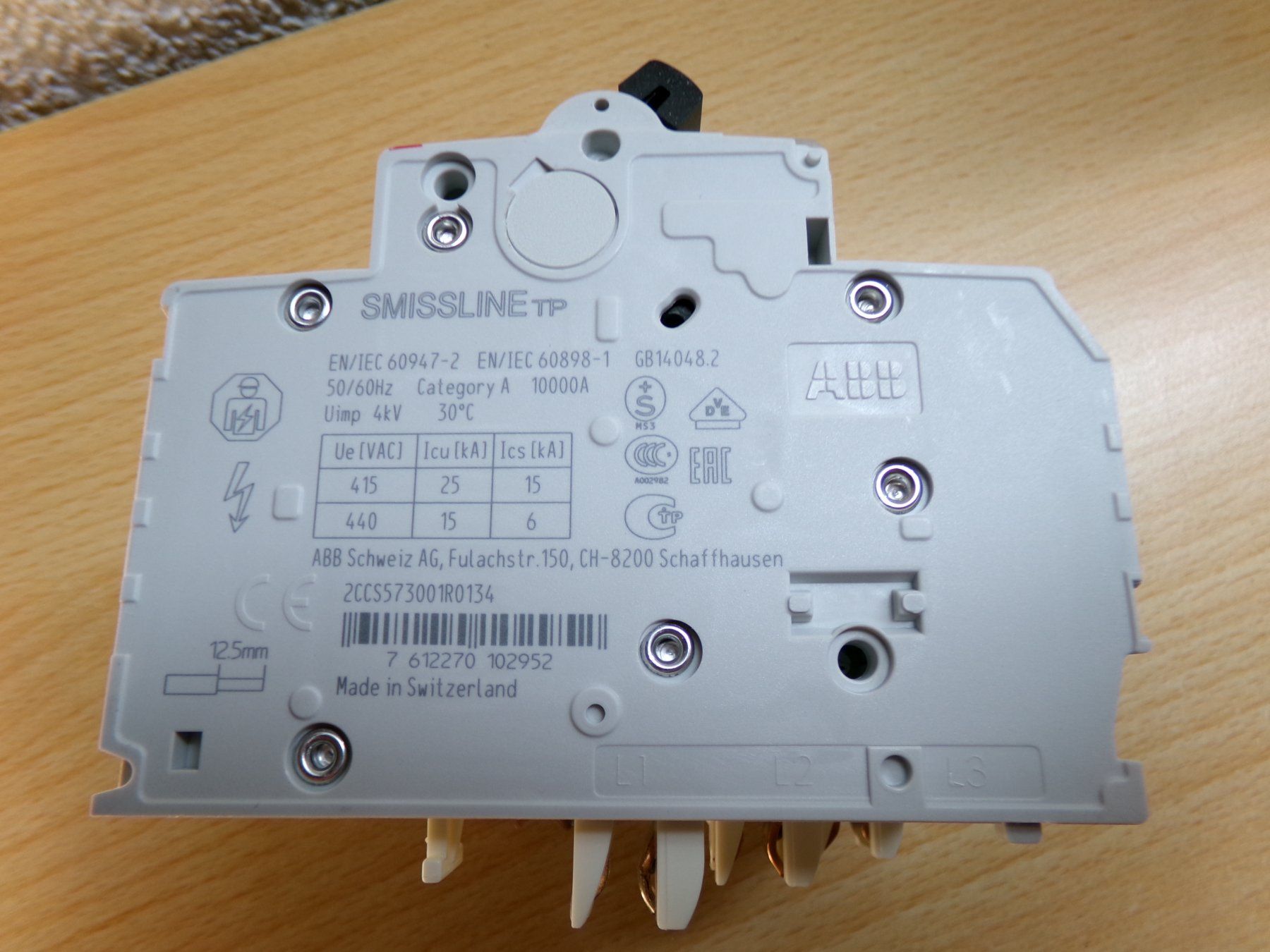 ABB Interruttori: LS 3pol C13 + Neutralleitertrenner ABB-Smissline-S – Usato da Hombrechtikon venduto da HGK50 2