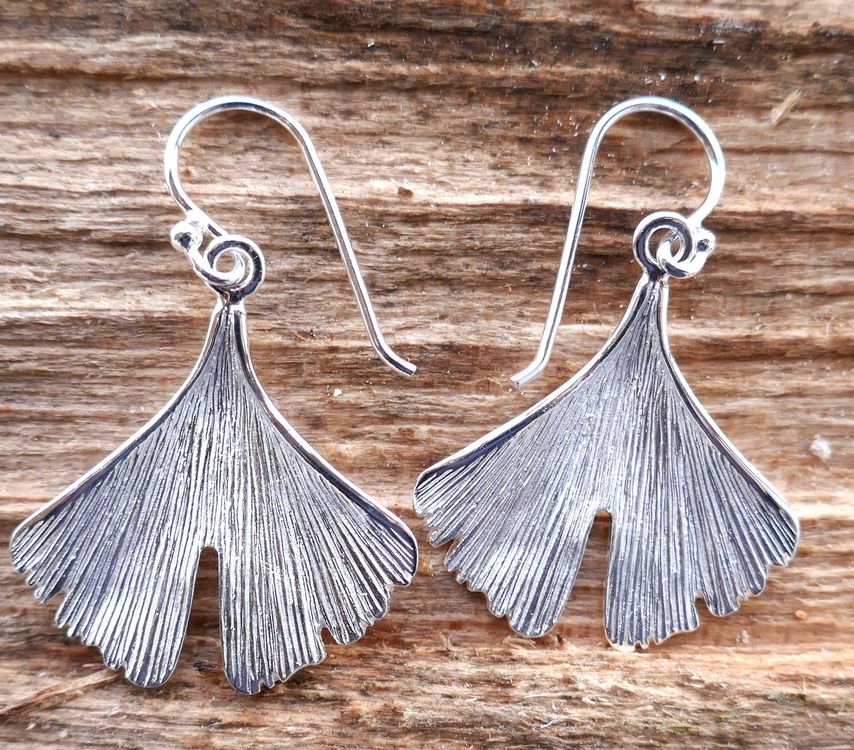 2er Set Gartendeko Ginkgo-Blatt Stäbe Aus Edelrost - 100 Cm Hoch, Rustikale Metall-Figuren