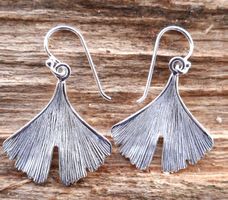 Ohrhänger in Silber 925 mit Ginkgo Blatt