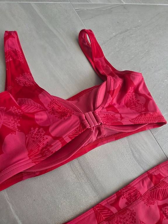 Badekleider & Bikinis: Bikini Set M&S – Neu (gemäss Beschreibung) aus Wängi von Bibo4. 2