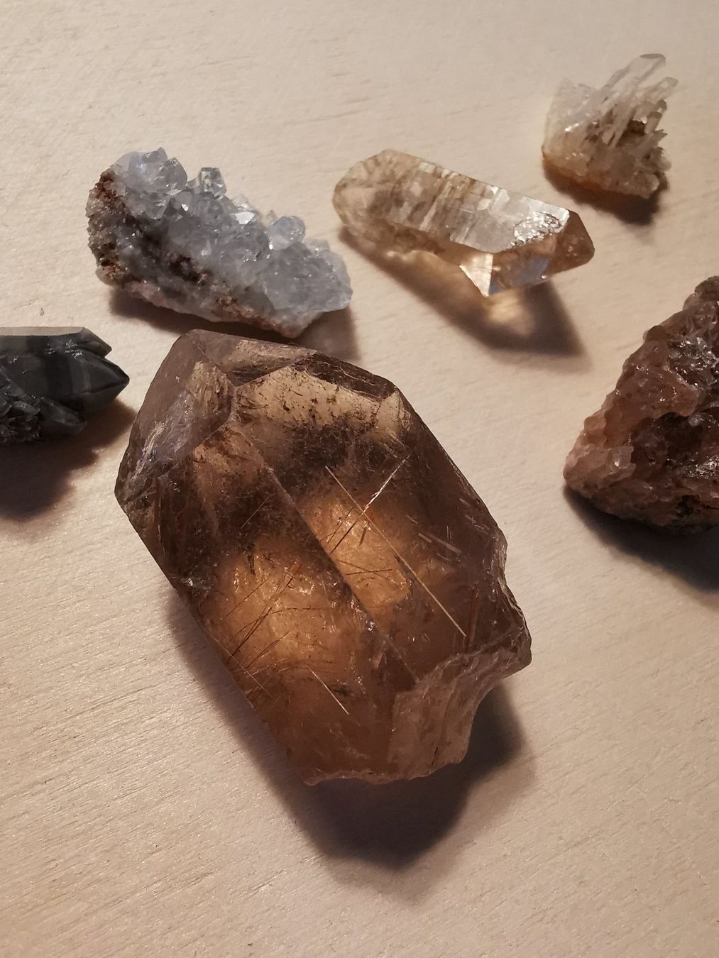 Minerali & Pietre curative: 6 spannende Kristallstufen / Spitze – Nuovo e nell'imballaggio originale da Dierikon venduto da Buntspecht-10 4