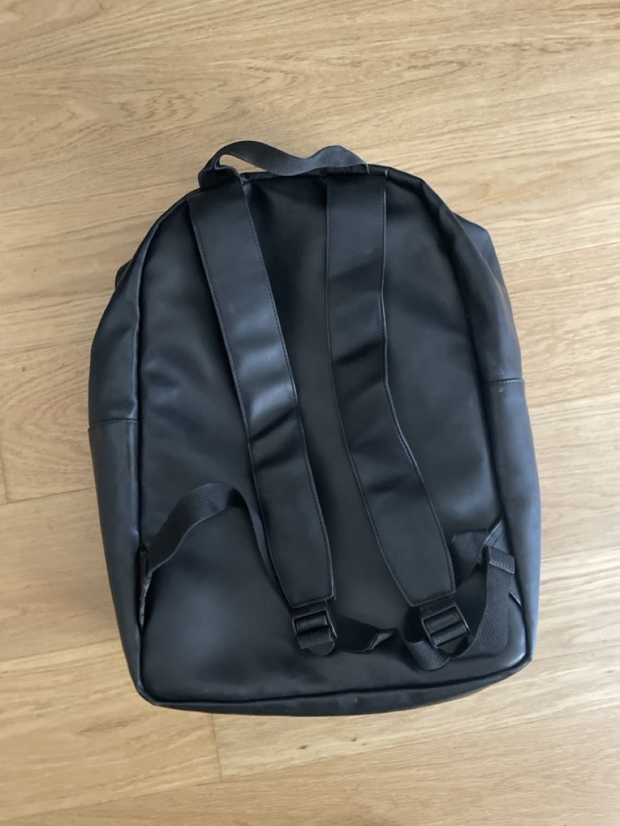 Rains Rucksäcke: Rucksack – Gebraucht aus Zürich von Laurin1234 1