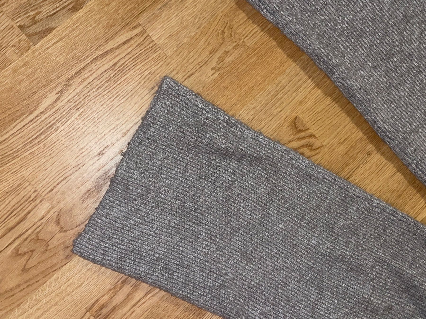 H&M Pantaloni: ALLES RAUS Cozy Set Hose + Top – Usato da Kloten venduto da simones.thriftshop 3