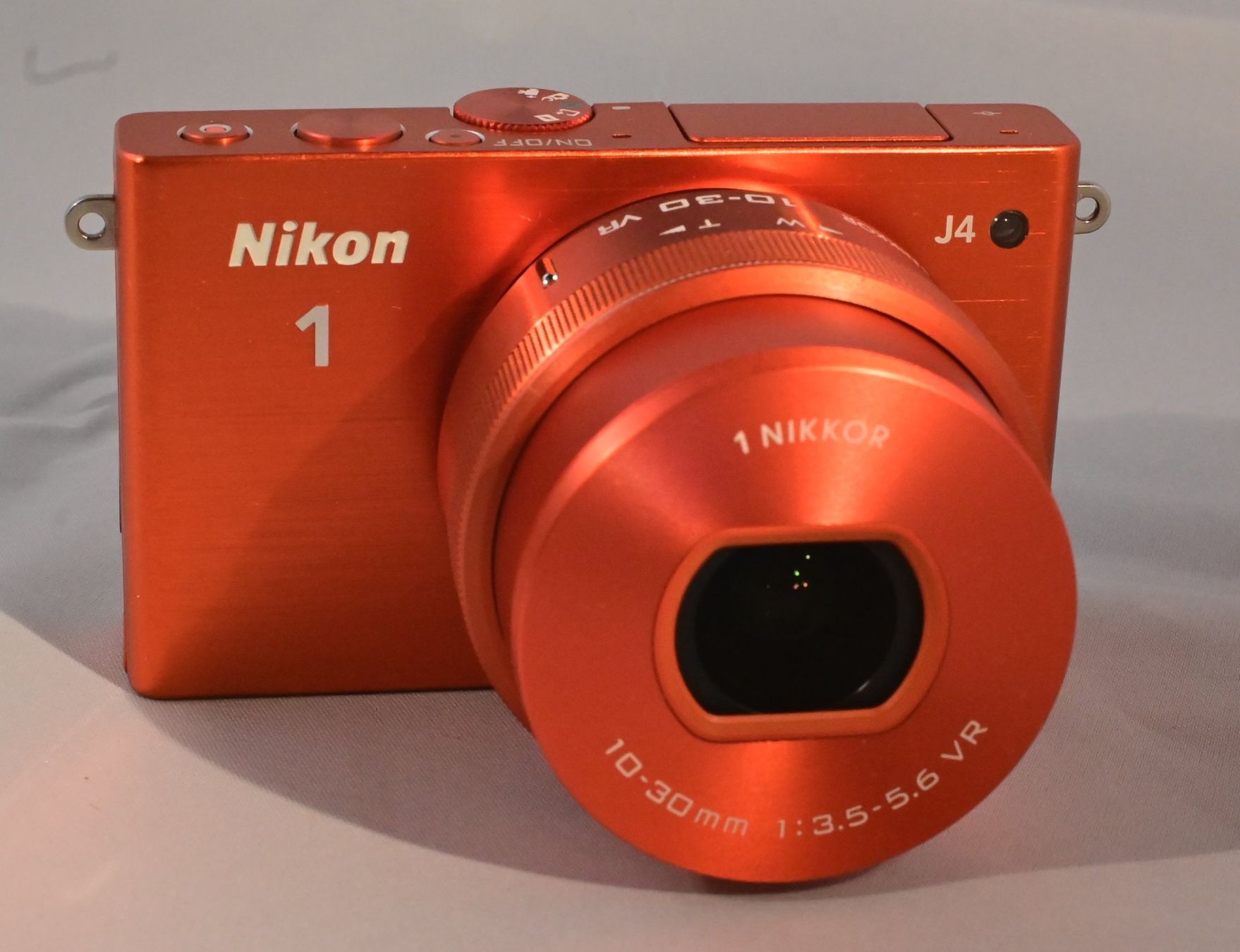 Nikon Fotocamera: NIkon 1 J4 – Usato da Uster venduto da Stoessda