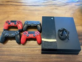 PlayStation 4 inkl. 4 Controller