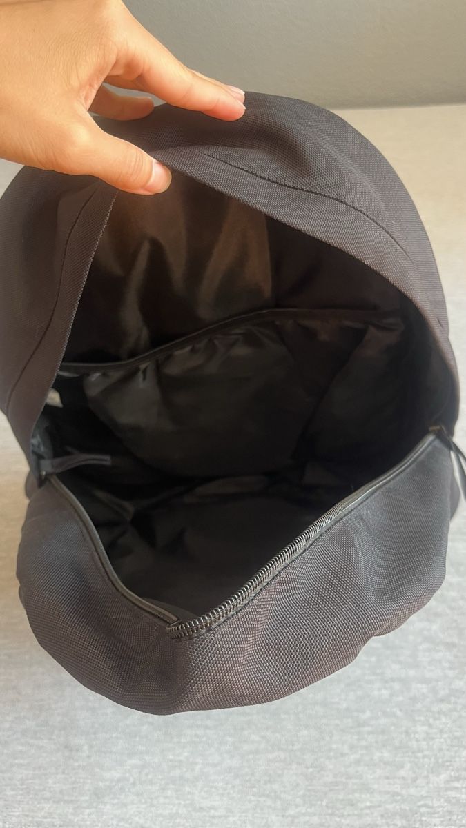 Rucksäcke: Rucksack schwarz  – Gebraucht aus Einsiedeln von lar_d62m 1