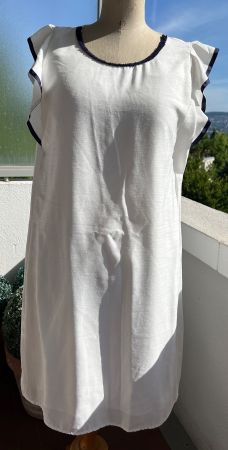Sommerkleid weiss mit Navy-Bordüre Gr. 42leicht 48 Zeichen