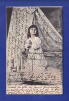ENFANT - Petite fille qui prie
