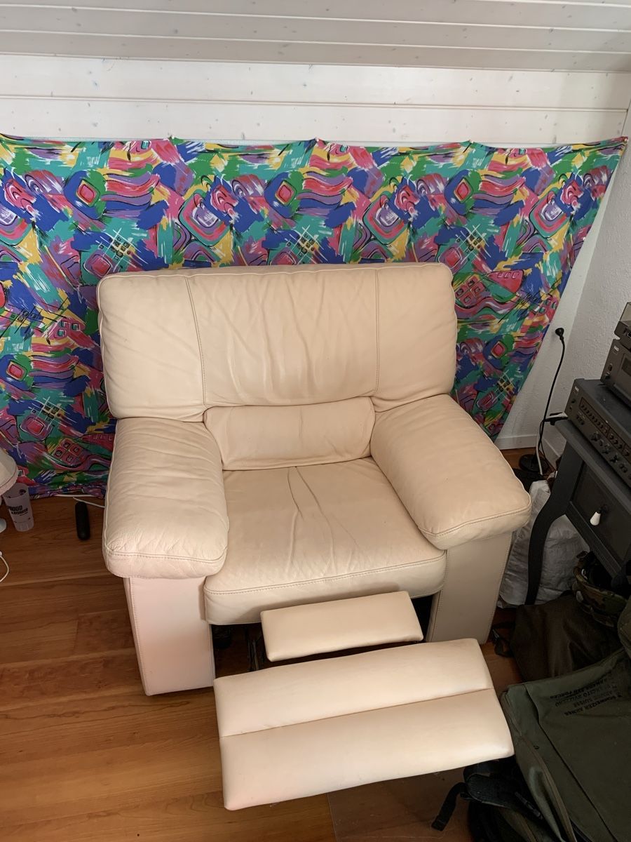 Sofas: Canapé en cuire – Gebraucht aus Lentigny von ben_87fk 2