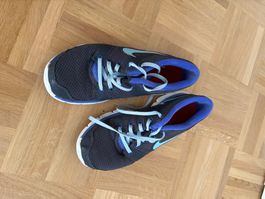 Sportschuhe