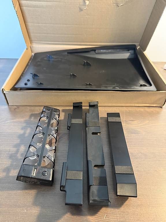 Sony Console: PlayStation 5 Disc + 4x Controller + Zubehör – Usato da Liestal venduto da 0zwo11 1