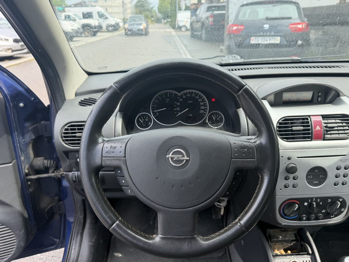 Opel Automobili: Opel Corsa C1,2 Benzin  – Usato da Amriswil venduto da Autocent 8