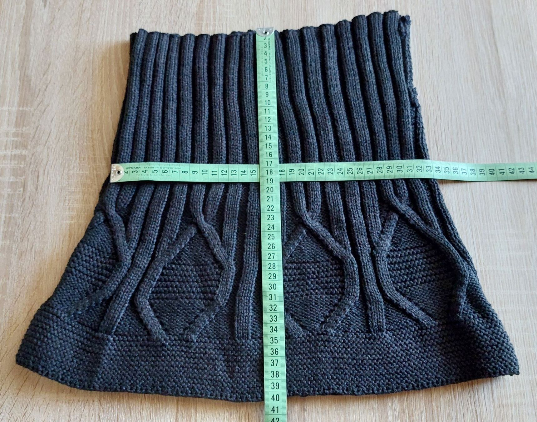 Foulard & Sciarpe: Neue warmer Strick-Rollkragen – Nuovo (secondo la descrizione) da Zollikofen venduto da Blackie 2