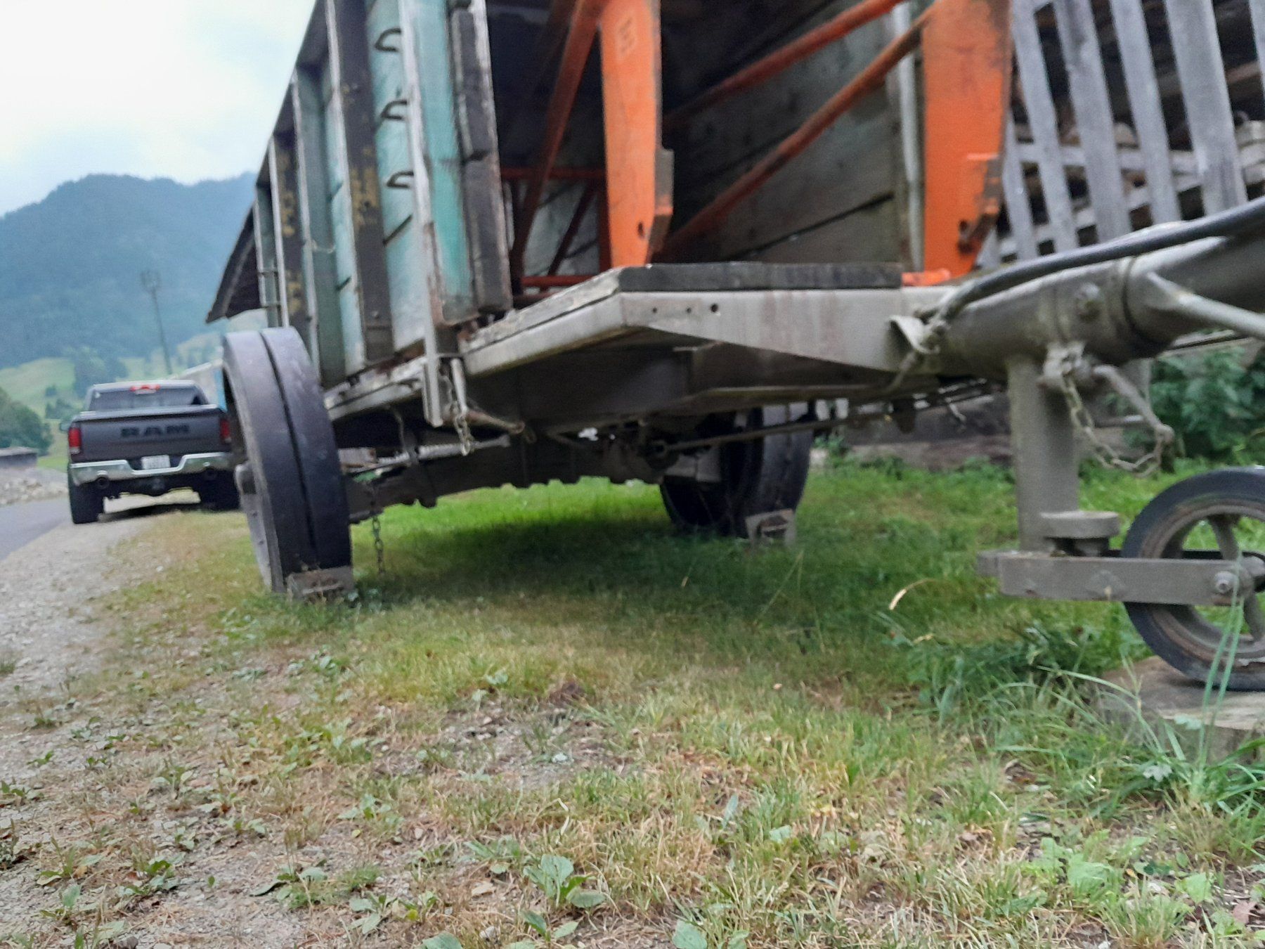 Rimorchi: Anhänger Armee – Usato da Marbach LU venduto da san_8kt5 1